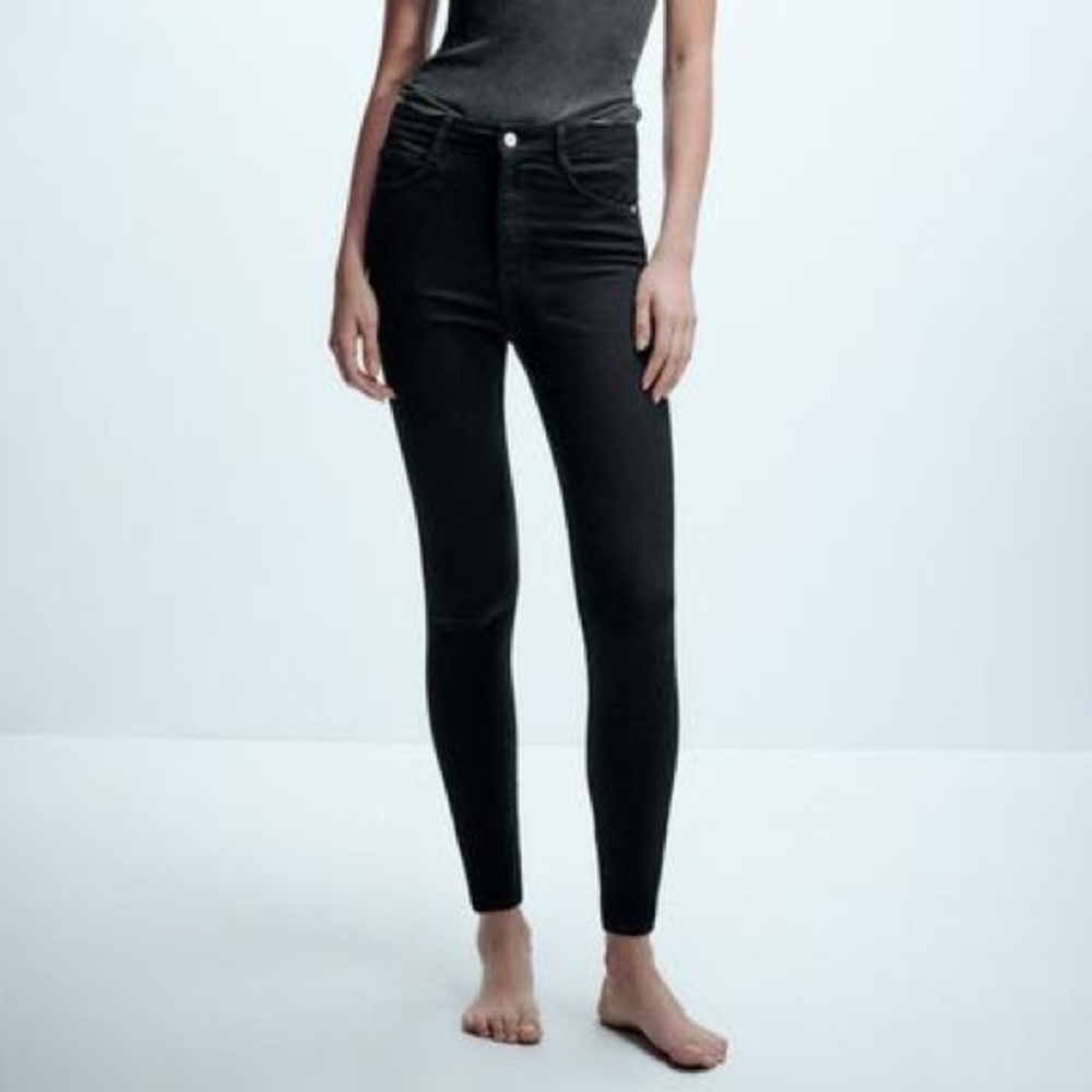 Zara SCULPTED HIGH RISE TRF SKINNY JEANS